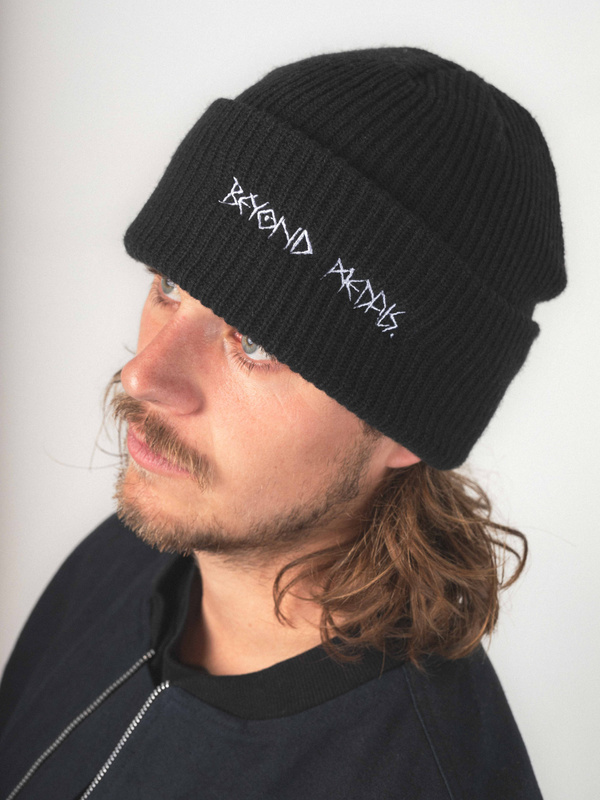 Bækkel Beanie – Beyond Medals