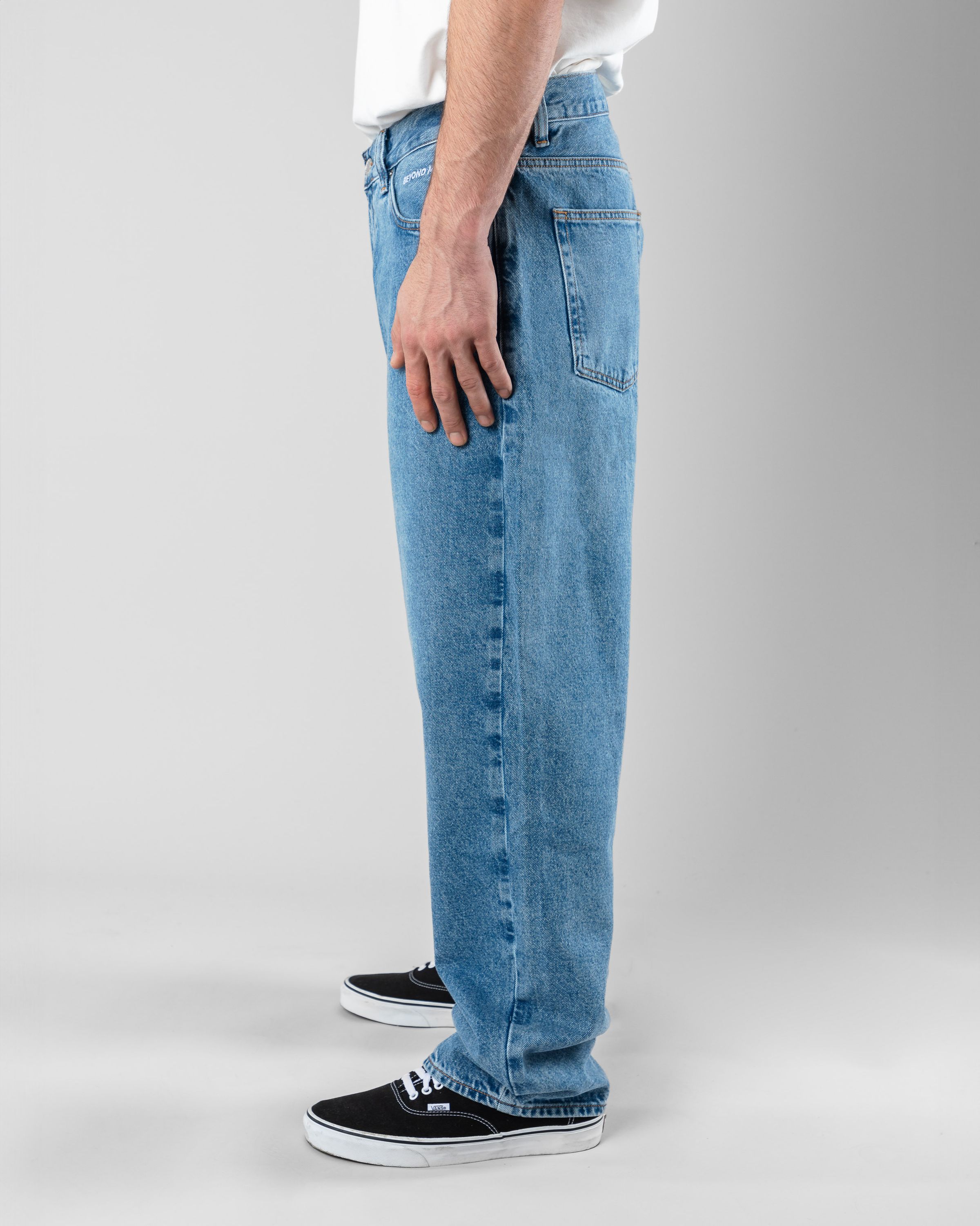 Loose Jeans