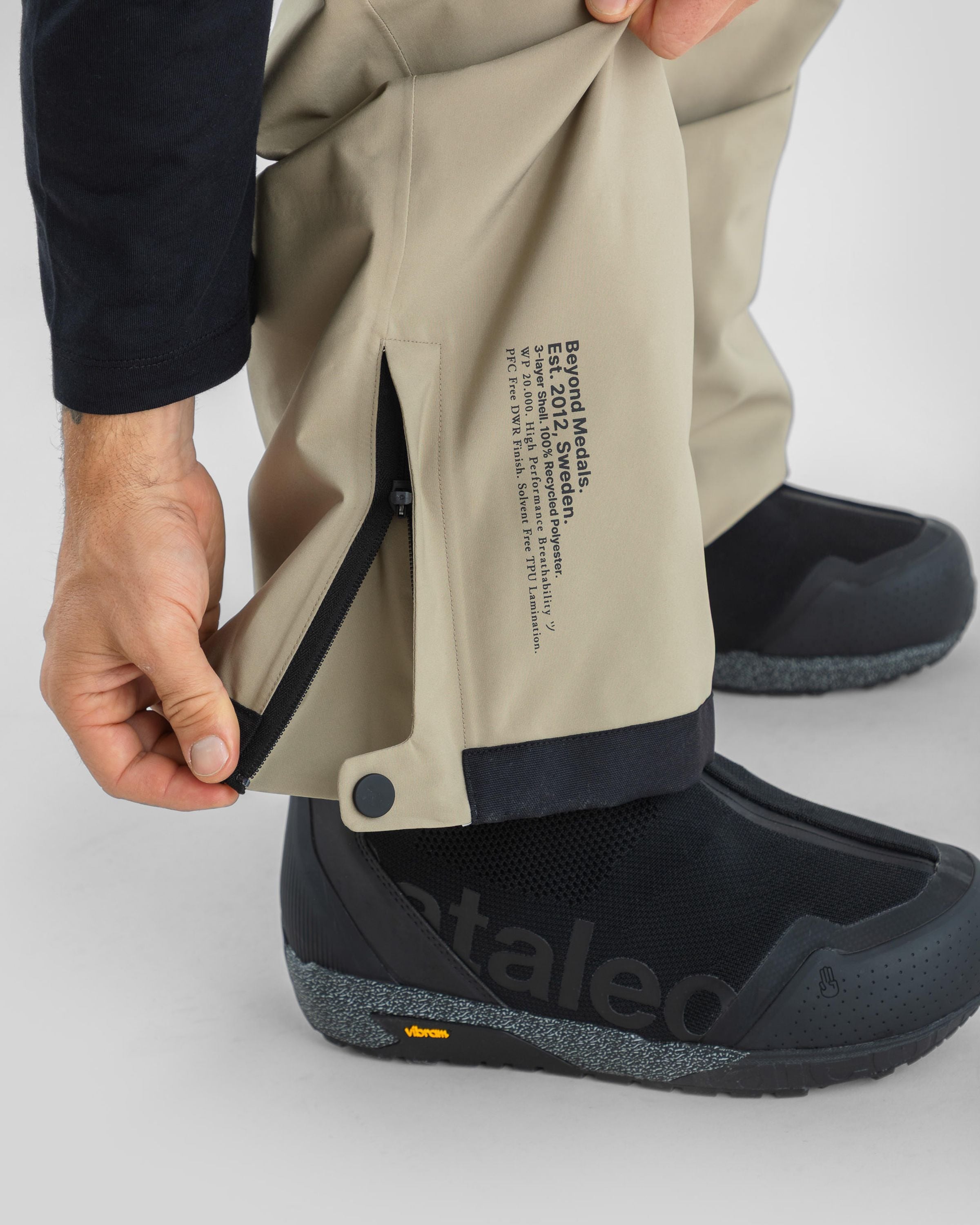 Omni Pants