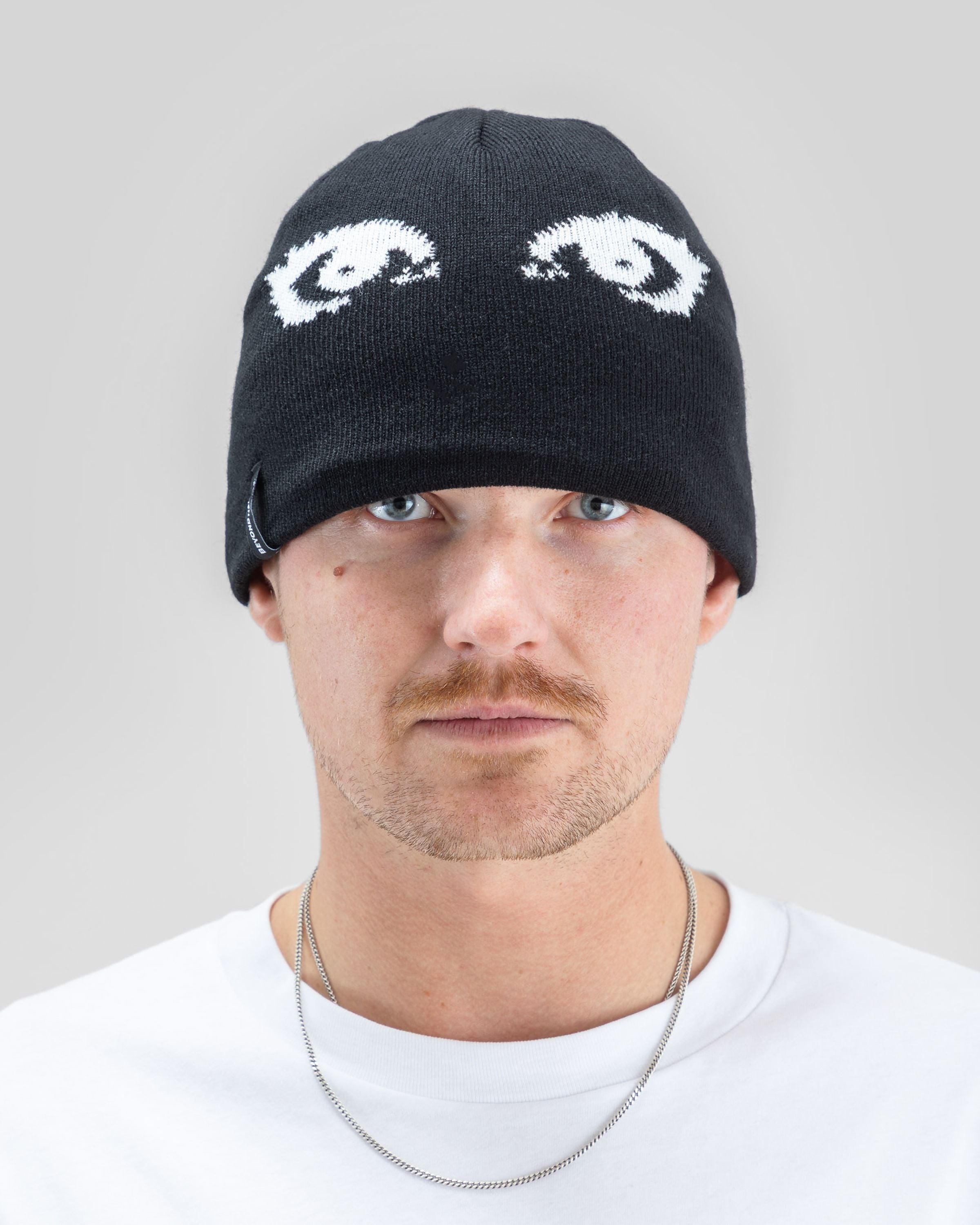 Jacquard Beanie Eyes
