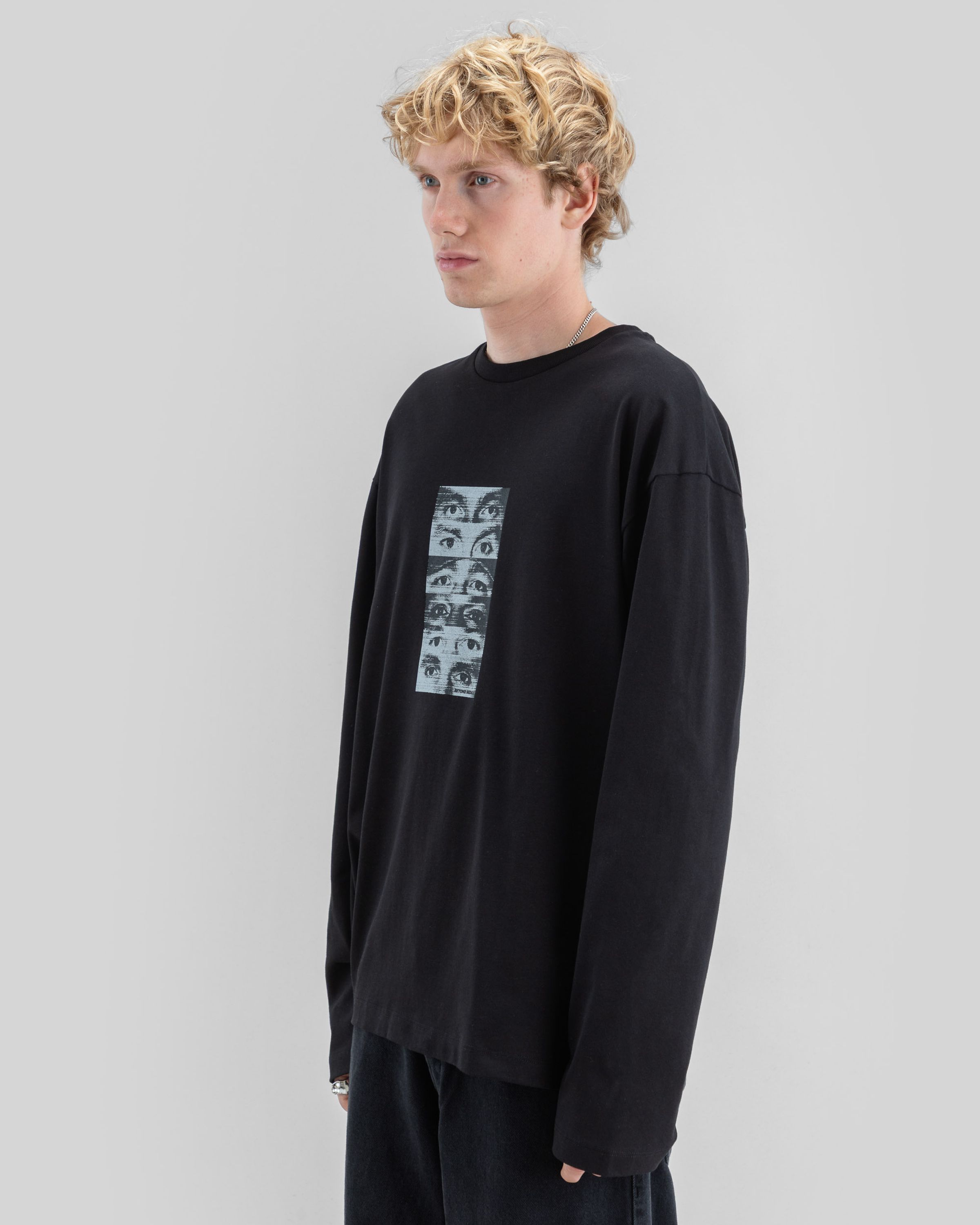 Eyes Longsleeve
